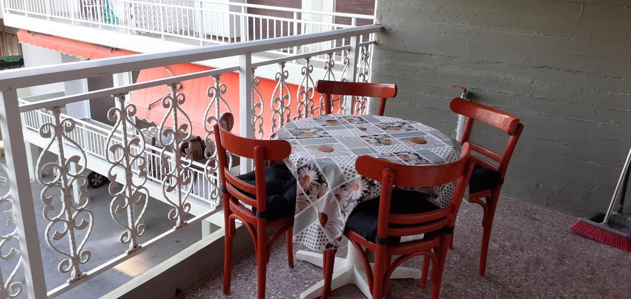 Poseidon Appartement Hanioti Buitenkant foto